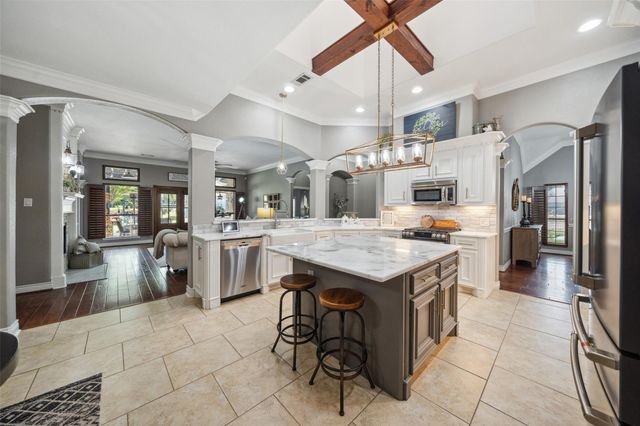 15677 Connie Lane, Montgomery, TX 77316