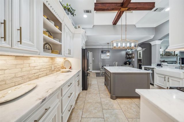 15677 Connie Lane, Montgomery, TX 77316