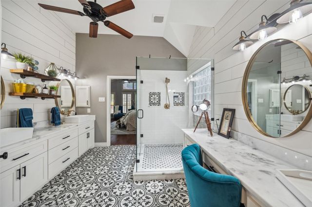 15677 Connie Lane, Montgomery, TX 77316