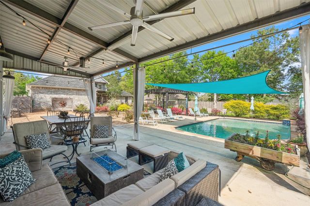 15677 Connie Lane, Montgomery, TX 77316