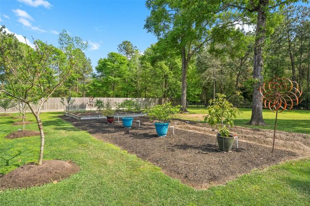 15677 Connie Lane, Montgomery, TX 77316