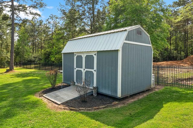 15677 Connie Lane, Montgomery, TX 77316