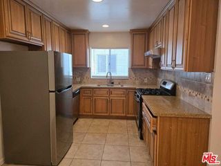 922 S Bedford Street 2, Los Angeles, CA 90035
