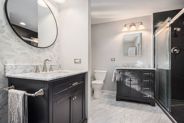 4609 Valerie Drive, Crystal Lake, IL 60014