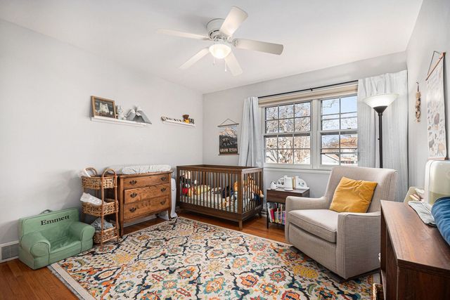 4609 Valerie Drive, Crystal Lake, IL 60014