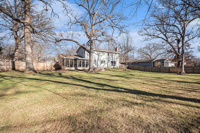 4609 Valerie Drive, Crystal Lake, IL 60014