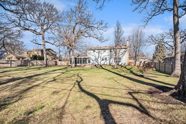 4609 Valerie Drive, Crystal Lake, IL 60014