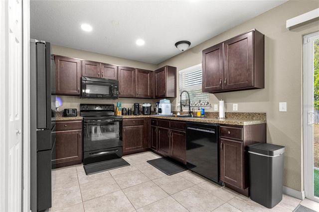 3563 SE 137TH STREET, Summerfield, FL 34491