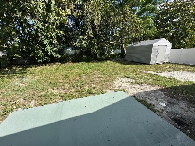 890 EMERALD DRIVE, Mount Dora, FL 32757