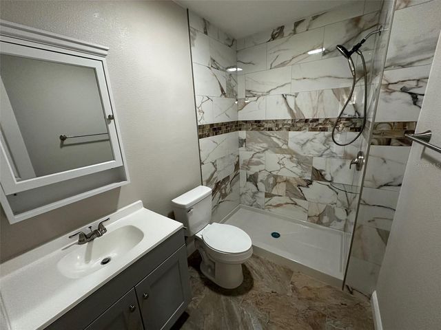 890 EMERALD DRIVE, Mount Dora, FL 32757