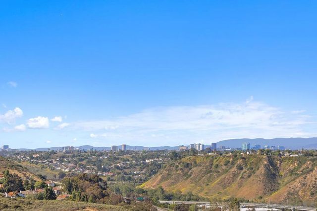 5713 Desert View Drive, La Jolla, CA 92037