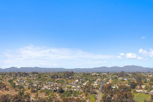 5713 Desert View Drive, La Jolla, CA 92037