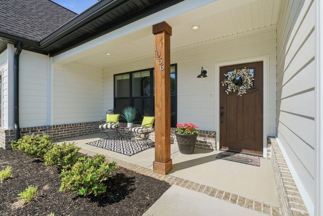 1056 Malinda Ln, Greenbrier, TN 37073