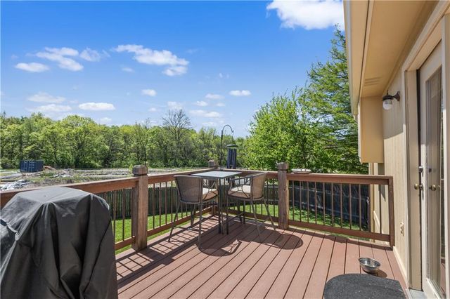 909 SW Daney Court, Lee's Summit, MO 64081