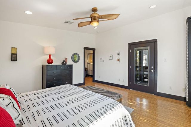 2104 East Side DR, Austin, TX 78704