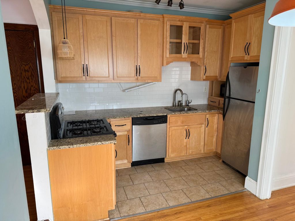 4315 Bryant Avenue S B102, Minneapolis, MN 55409 — photo 5