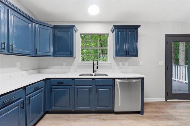 3191 Lakeview Parkway, Villa Rica, GA 30180