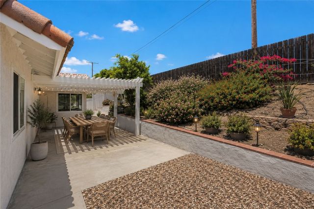 30260 Pebble Beach, Menifee, CA 92586