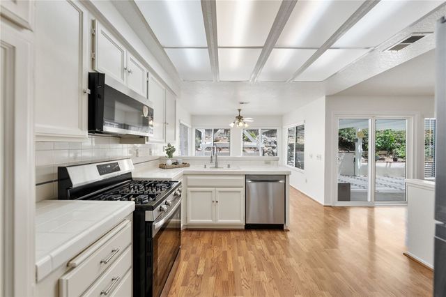 30260 Pebble Beach, Menifee, CA 92586