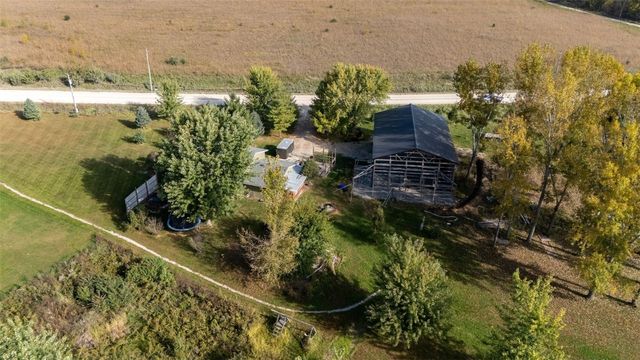 2866 60th Street, Vinton, IA 52349