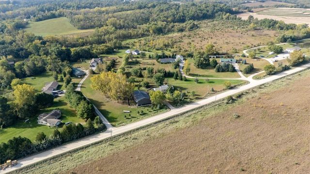 2866 60th Street, Vinton, IA 52349