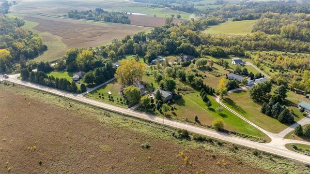 2866 60th Street, Vinton, IA 52349
