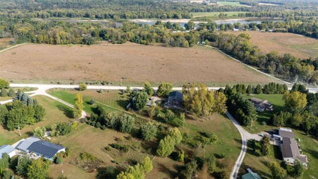 2866 60th Street, Vinton, IA 52349