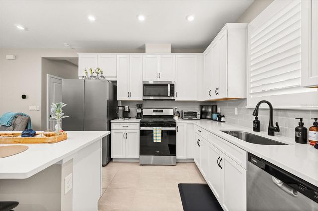 7489 ESTUARY LAKE LOOP, Celebration, FL 34747