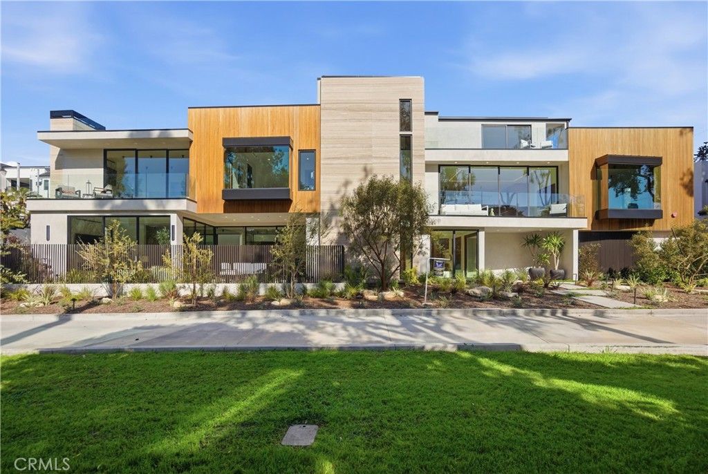 2910 Bayside, Corona Del Mar, CA 92625 — exterior