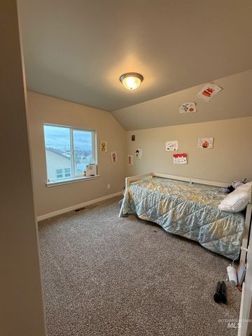 915 Latemar Rd, Jerome, ID 83338