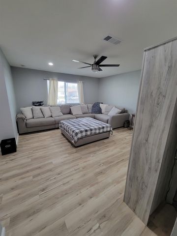 3821 Abilene Ct, Modesto, CA 95356