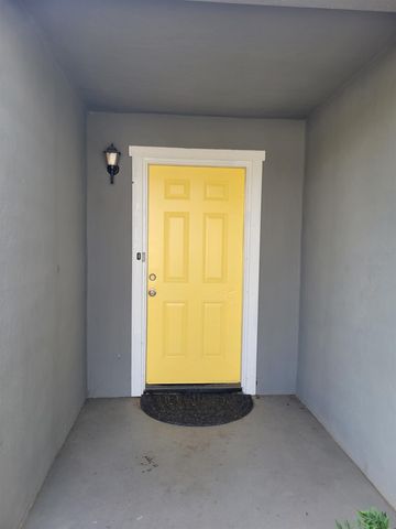 3821 Abilene Ct, Modesto, CA 95356