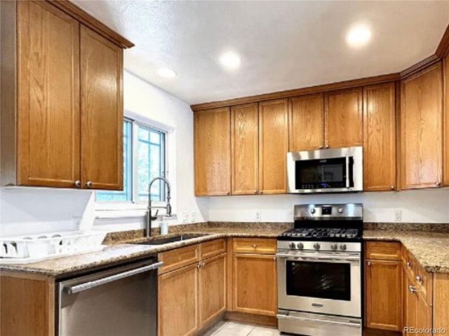 13121 E 31st Avenue, Aurora, CO 80011