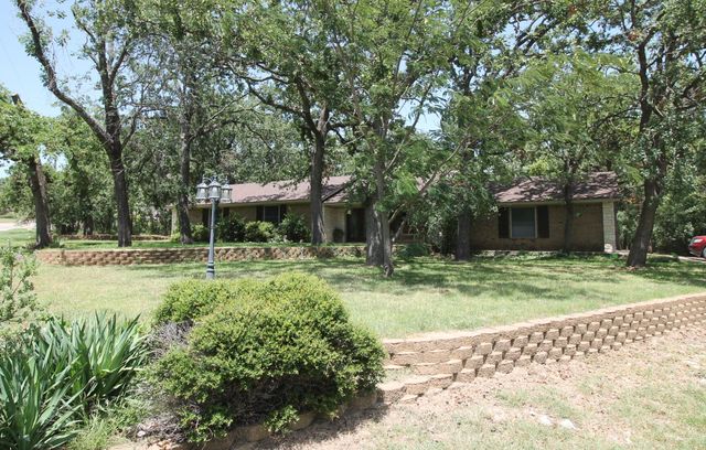 600 Runaway Bay Drive, Runaway Bay, TX 76426