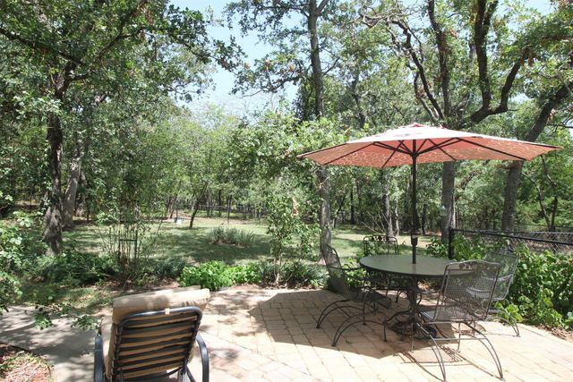 600 Runaway Bay Drive, Runaway Bay, TX 76426