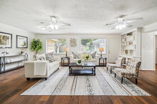 5939 Rutherglenn Drive, Houston, TX 77096
