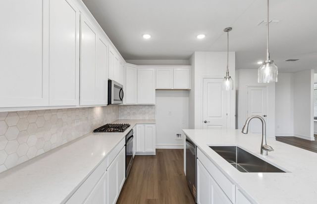 1024 Hammy Lane, Aubrey, TX 76227