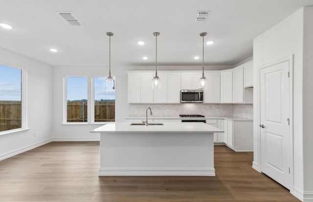1024 Hammy Lane, Aubrey, TX 76227