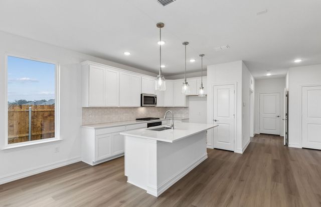 1024 Hammy Lane, Aubrey, TX 76227