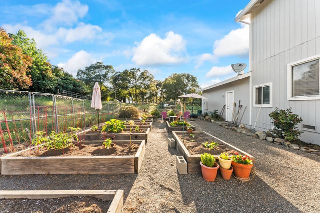 15440 Barney Rd, Plymouth, CA 95669