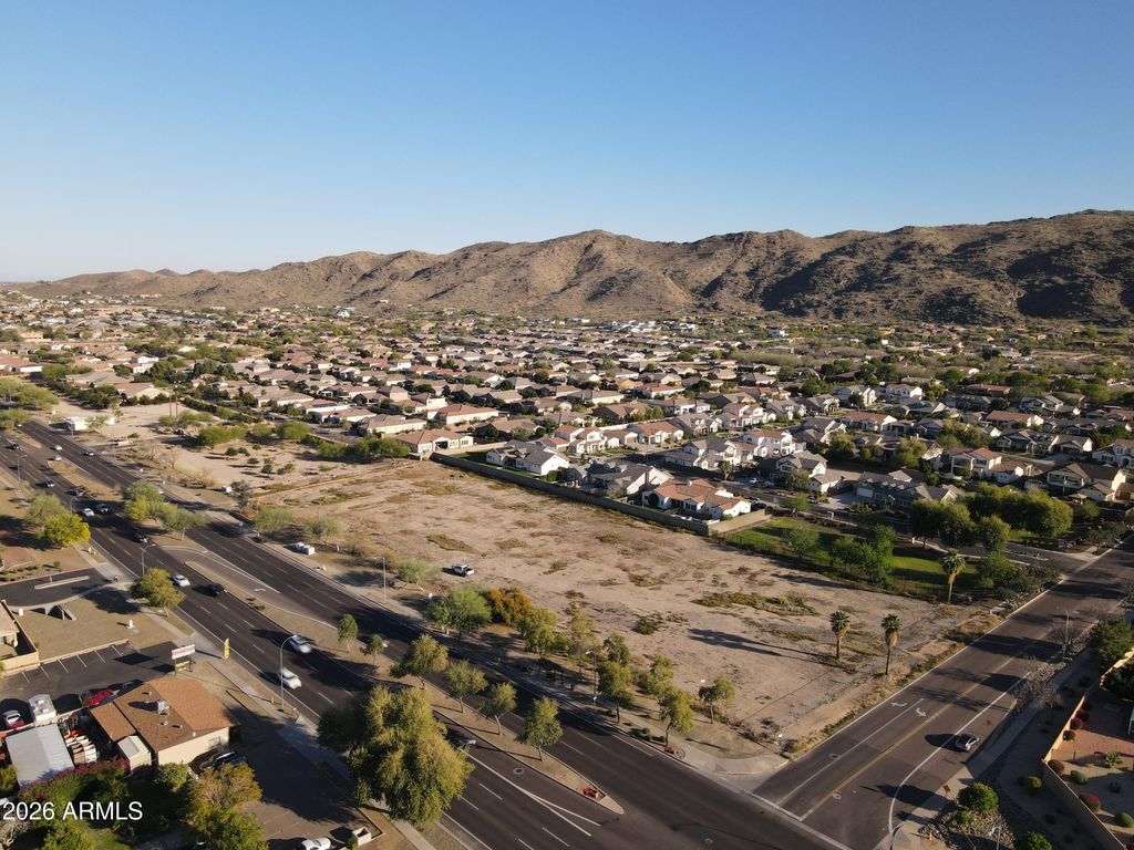 2803 E BASELINE Road -, Phoenix, AZ 85042 — photo 2