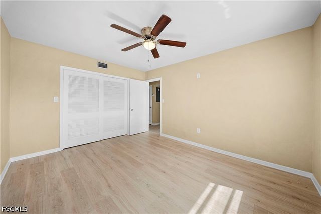 275 lakeview DR, North Fort Myers, FL 33917