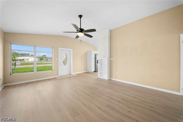 275 lakeview DR, North Fort Myers, FL 33917