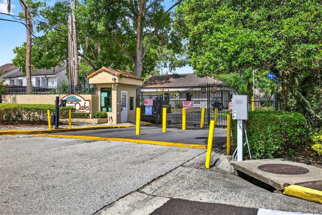 7809 NIAGARA AVENUE 2105, Tampa, FL 33617