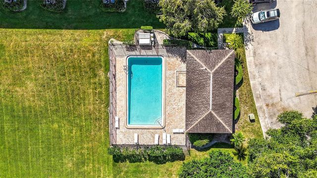 7809 NIAGARA AVENUE 2105, Tampa, FL 33617