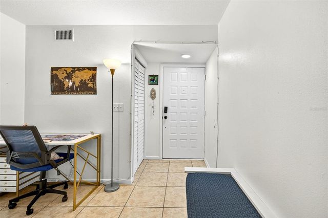 7809 NIAGARA AVENUE 2105, Tampa, FL 33617