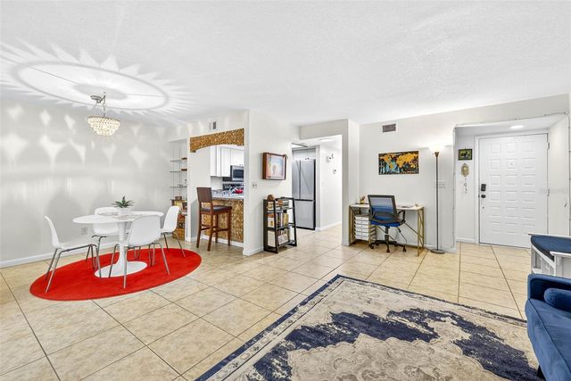7809 NIAGARA AVENUE 2105, Tampa, FL 33617
