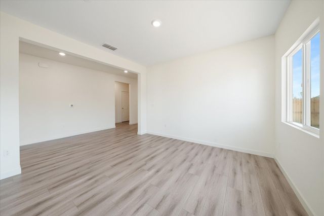 5545 Feathers Avenue, Redding, CA 96001