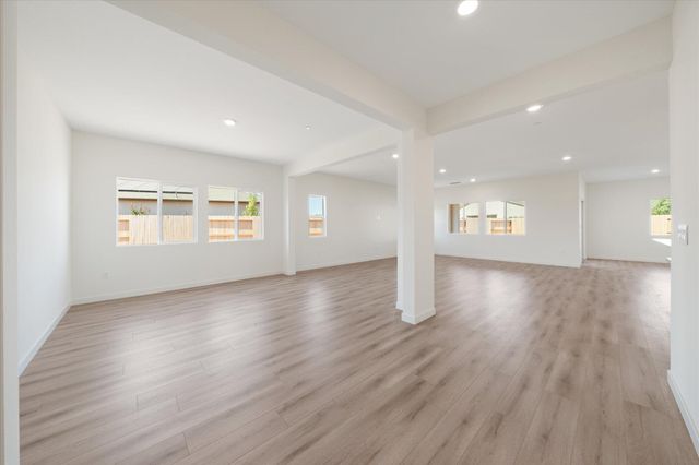 5545 Feathers Avenue, Redding, CA 96001