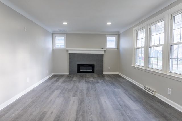 23742 Stewart Avenue, Warren, MI 48089